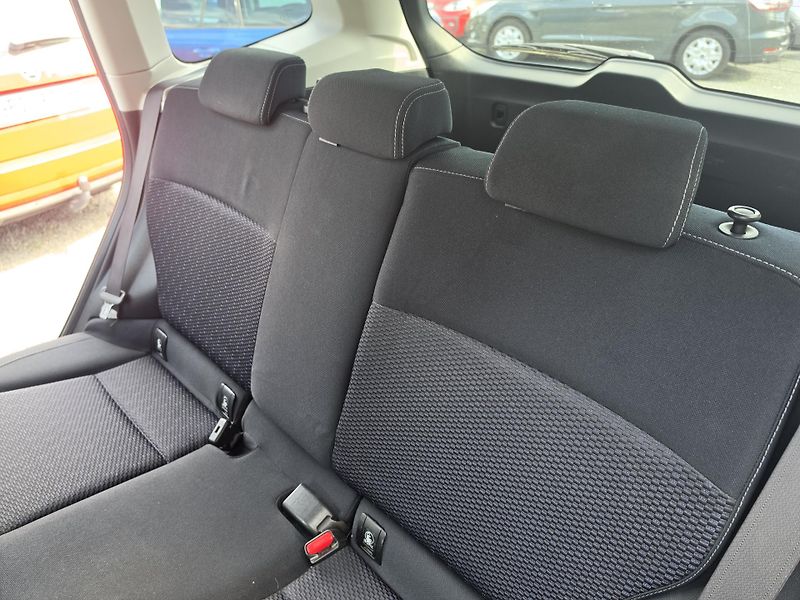 Subaru Forester 2.0 i AWD TZ Kamera  - fotka 10 z 19