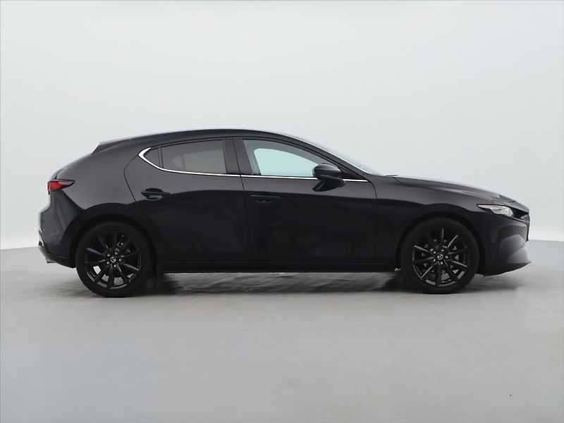 Mazda 3 2.0 eSkyactive-G122 Homura Aut - fotka 8 z 31