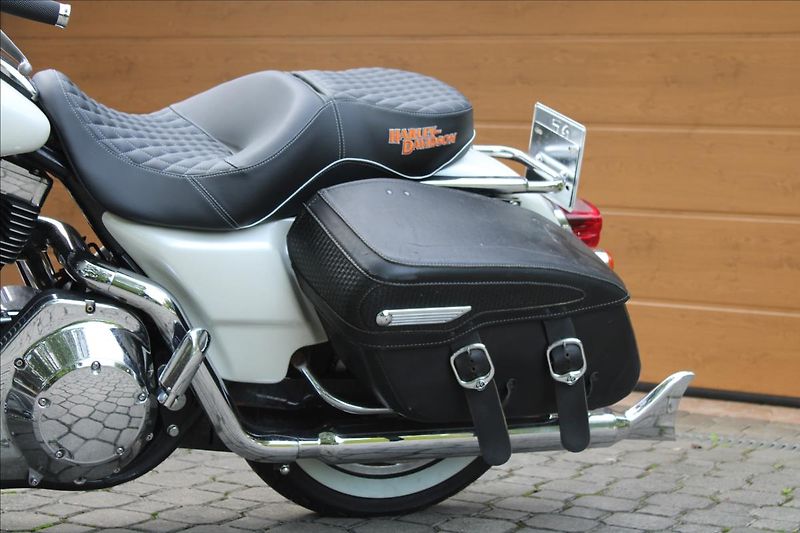 Harley-Davidson 1450 Custom  FLHRSI Road King - fotka 12 z 17