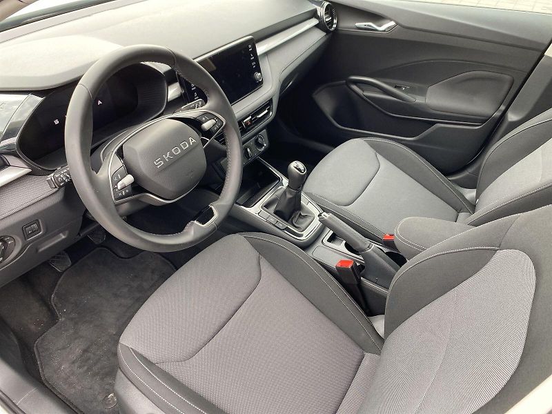 Škoda Fabia (2025) 1.0 TSI Selection - fotka 6 z 31
