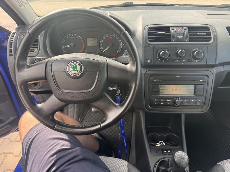 Škoda Fabia II 1.2i 44kW*KLIMA*ALU* - fotka 6 z 13