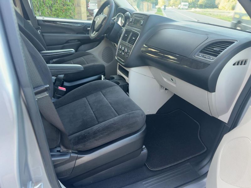 Dodge Grand Caravan (2013)  3,6 RT Pentastar 2013 - fotka 10 z 17