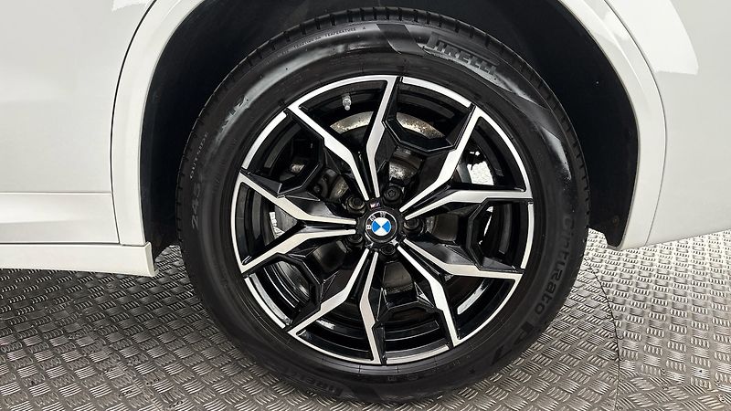 BMW X3 20d AUT xDrive M-sport - fotka 19 z 26