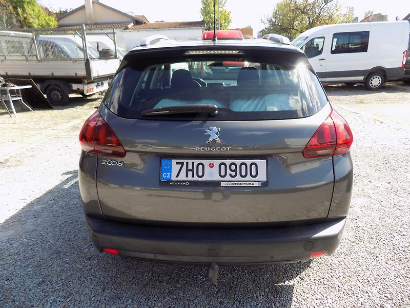 Peugeot 2008 1,2I 60 KW ACTIVE, TAŽNÉ, ČR - fotka 11 z 41