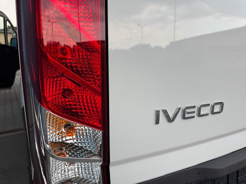 Iveco Daily (2026) 35S14 V L2H2 NOVÉ - fotka 47 z 49