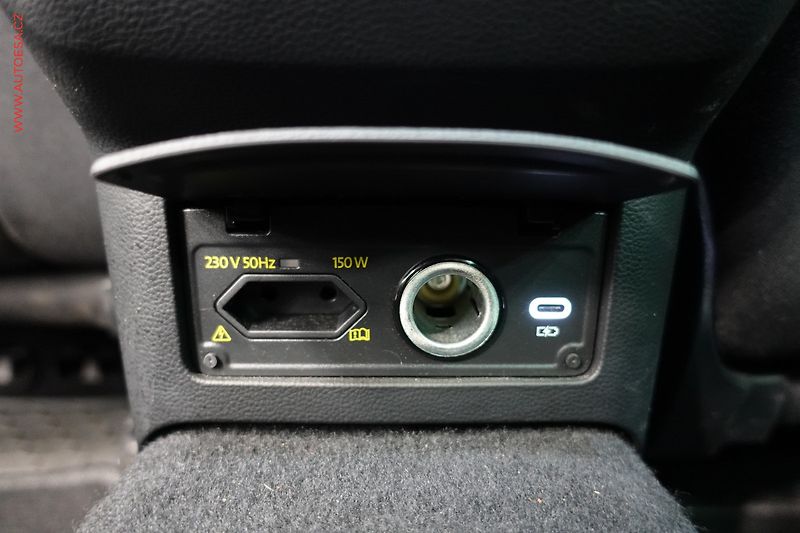 Volkswagen Passat (2020) 2.0TDi, DSG, LED, navi - fotka 21 z 22