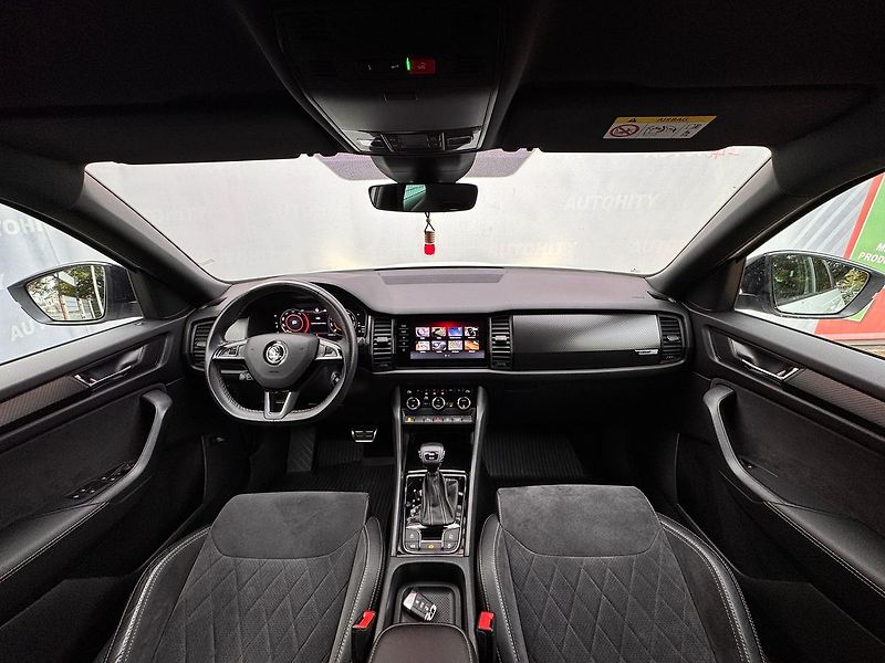 Škoda Kodiaq 2.0 TDi Sportline 4x4 DSG, ČR - fotka 19 z 32
