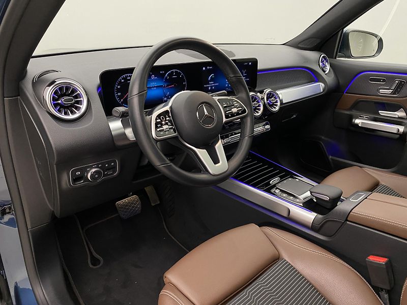 Mercedes-Benz GLB 200d 4MATIC AUT CZ 7míst - fotka 4 z 60
