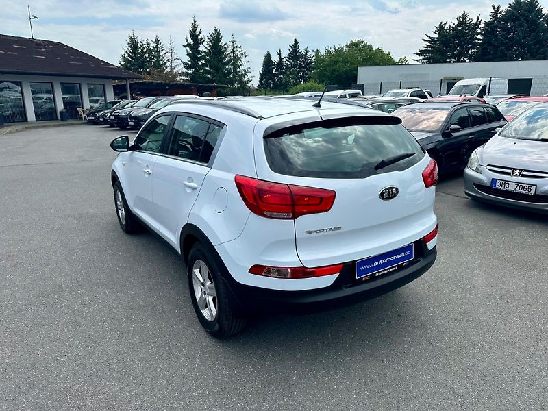 Kia Sportage (2015) 1.6 GDI Active - CZ - - fotka 8 z 18