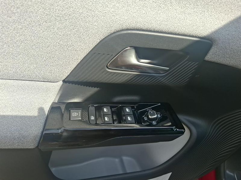 Citroën C5 Aircross (2026) MAX PLUG-IN HYBRID 195K AUT. - fotka 18 z 35