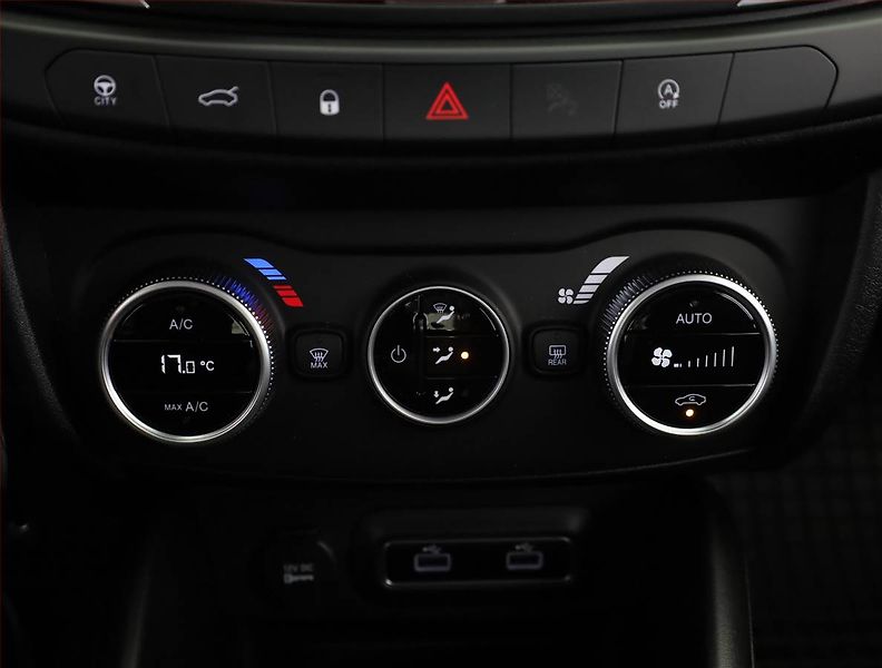 Fiat Tipo (2025) 1.6 MultiJet, ČR,1.maj - fotka 12 z 17