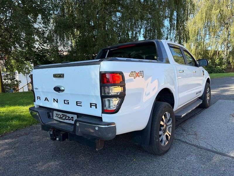 Ford Ranger 3,2 TDCi Wildtrak - fotka 4 z 11