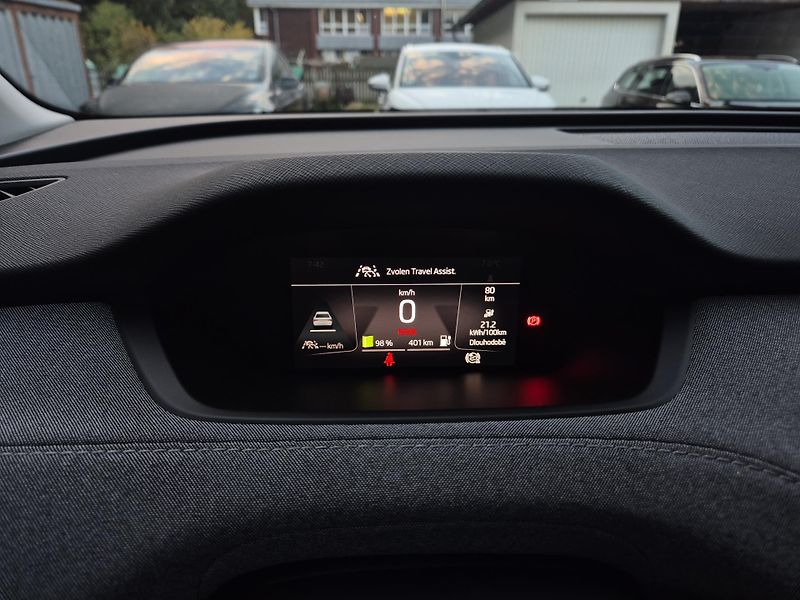 Škoda Enyaq 150kw, iV80 19ALU SOH 94% - fotka 28 z 47