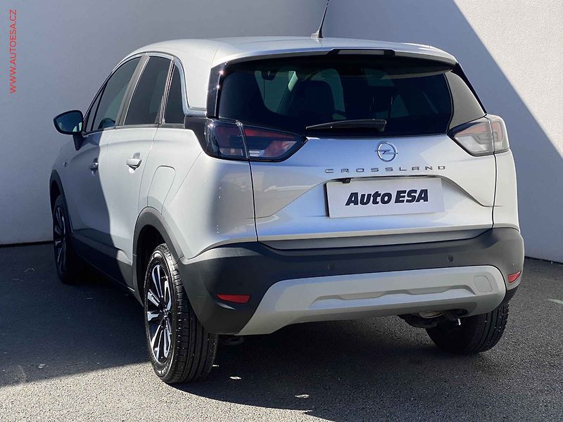 Opel Crossland (2023) 1.2T, Elegance, LED, kamera - fotka 6 z 17