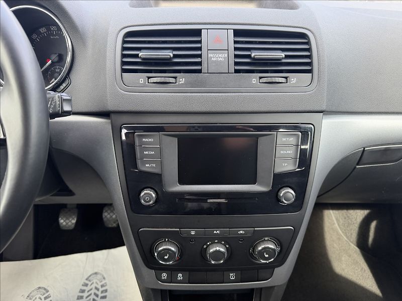 Škoda Yeti 1.2 TSI Active - fotka 10 z 17