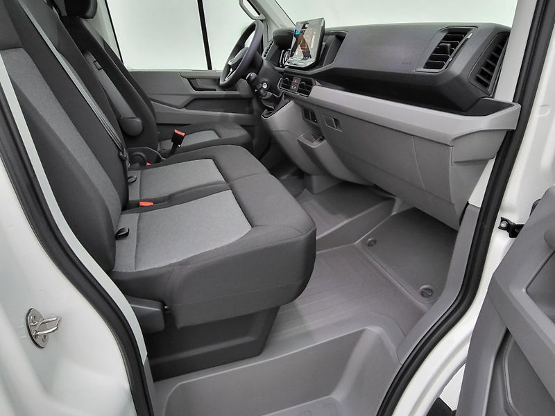 Volkswagen Crafter (2026) 35 103KW 6G FWD DR- 10km - fotka 15 z 32