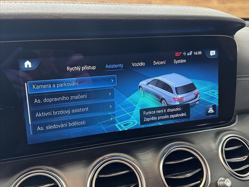 Mercedes-Benz Třídy E 400d AIRMATIC 4MATIC LED - fotka 15 z 27