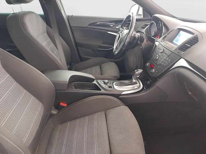 Opel Insignia (2013) OPC Line 2.0 Turbo, Automat - fotka 9 z 22