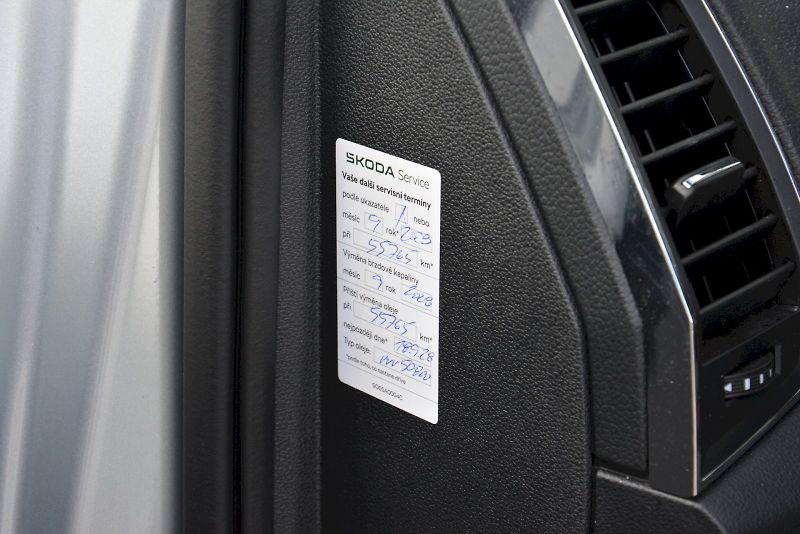 Škoda Karoq (2024) 1.5 TSI 110 kW TOP Selection D - fotka 26 z 29