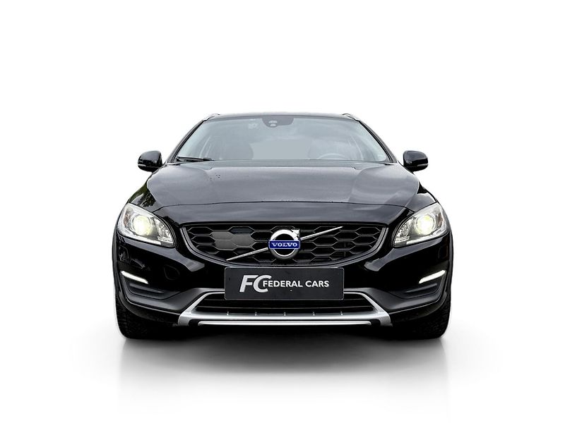 Volvo V60 Cross Country D4 AWD // 4x4 - fotka 8 z 30