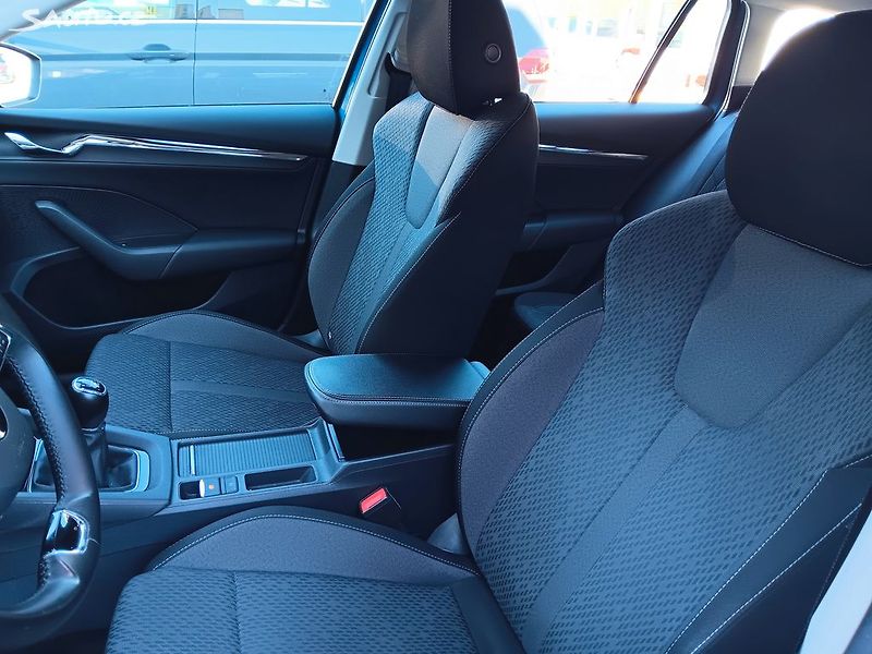 Škoda Octavia 2.0TDI 85kW Style Plus - fotka 25 z 33