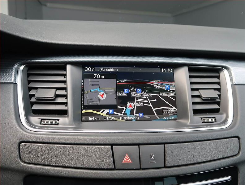 Peugeot 508 (2014) 2.0 HDi, Automat, Navi - fotka 16 z 22