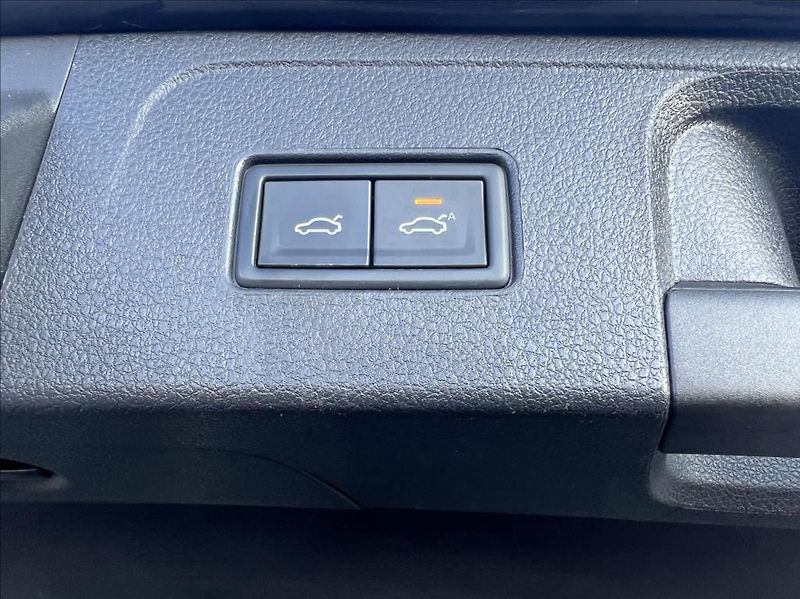 Volkswagen Passat GTE,Panorama,TZ,ACC,1.Maj - fotka 12 z 33