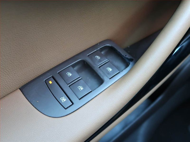 Opel Zafira (2014) 2.0 CDTI, Automat, 7 míst - fotka 19 z 21