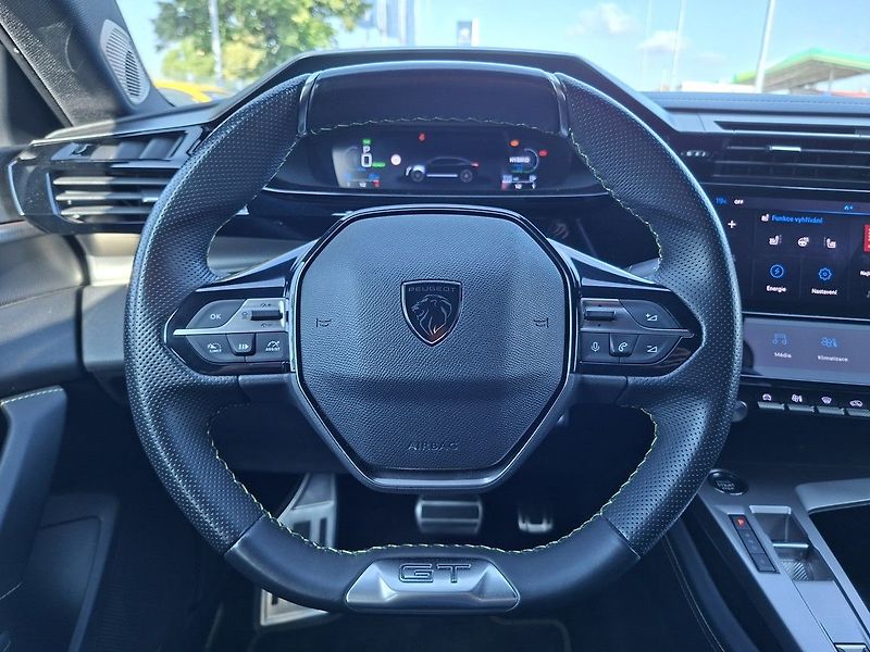 Peugeot 408 GT Plug-in HYBRID 225k e-EAT8 - fotka 20 z 32