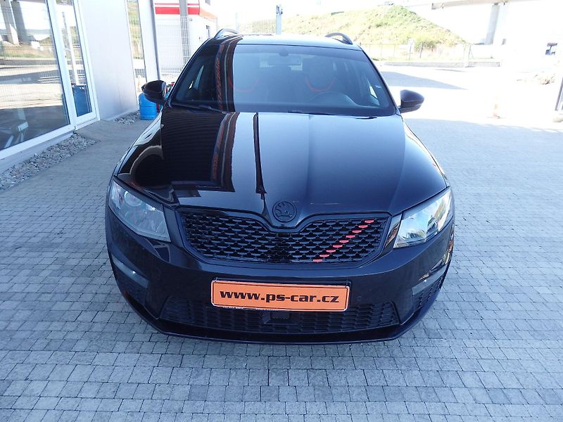 Škoda Octavia 2.0 TDI RS 135 kW NAVIGACE - fotka 7 z 22