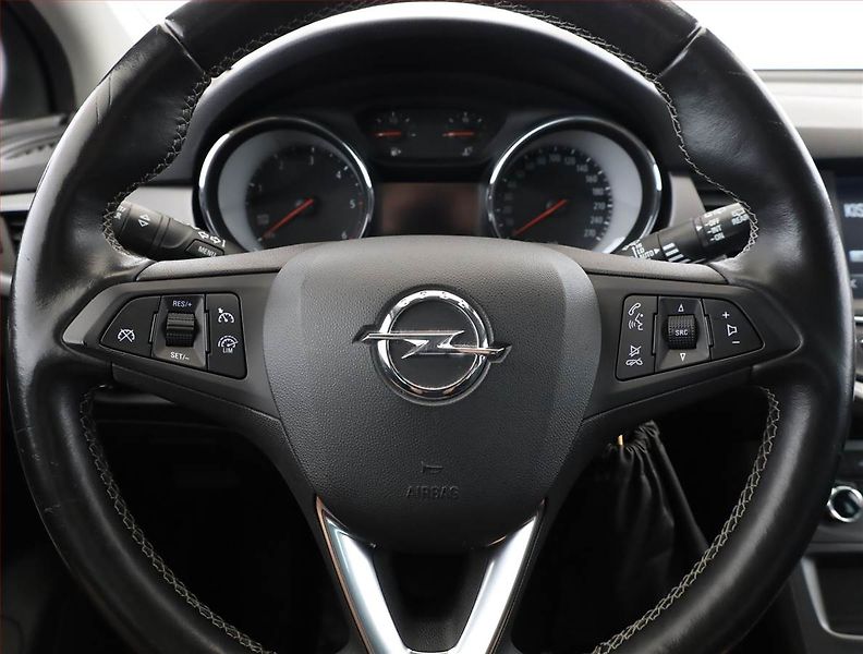 Opel Astra (2018) 1.6 CDTI, Serv.kniha, Tempomat - fotka 8 z 18