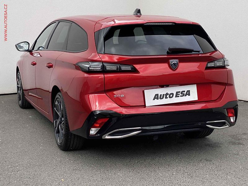 Peugeot 308 (2022) 1.2PT, Allure, LED, TZ, navi - fotka 6 z 18