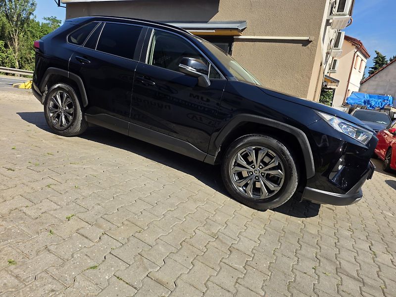 Toyota RAV4 2.0-4x4-AUT-1.MAJITEL-ZÁRUKA - fotka 7 z 40
