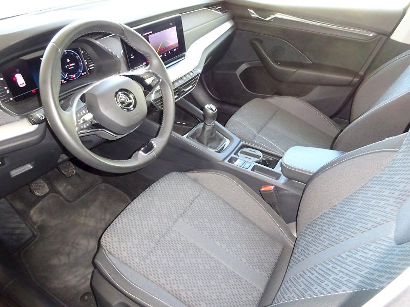 Škoda Octavia (2023) STYLE PLUS TD 85/2.0 M6F - fotka 9 z 22