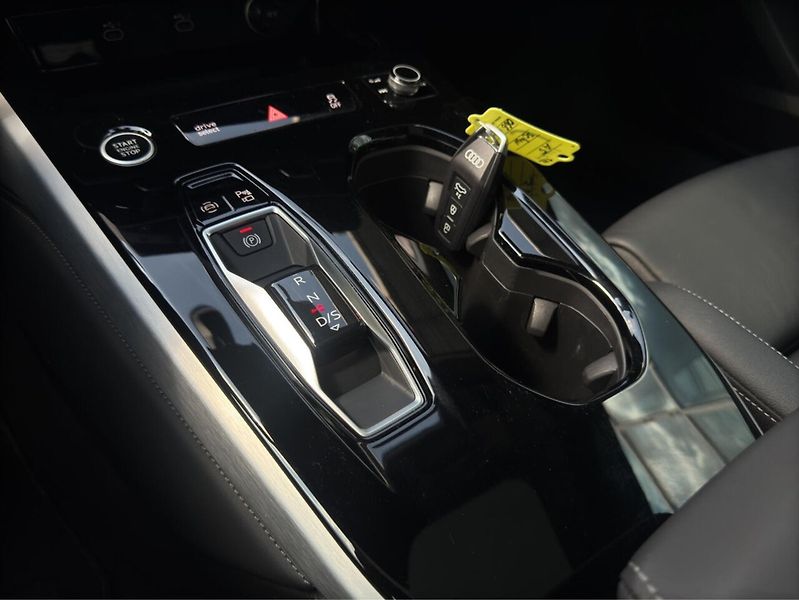 Audi A5 TDI quattro Pano Kůže ACC Taž - fotka 9 z 12