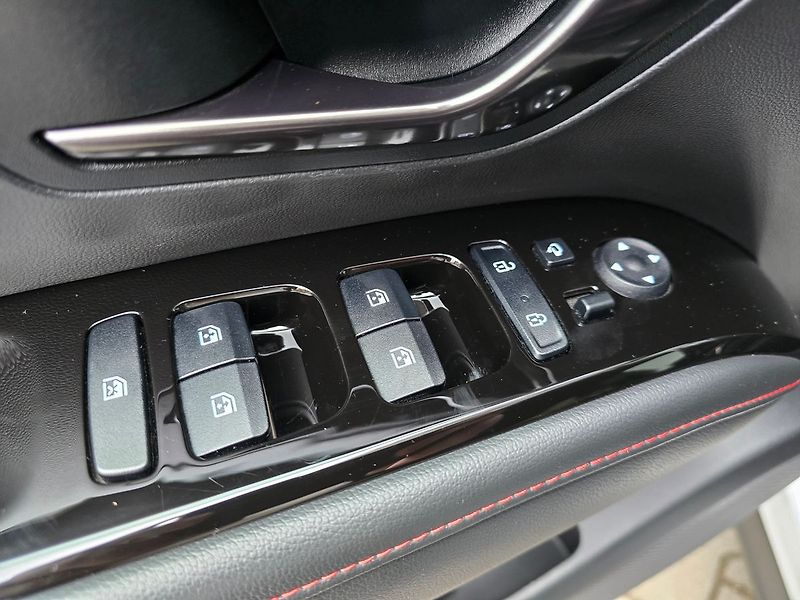 Hyundai Tucson 1.6 T-GDi N-Line DCT, serv.kn. - fotka 10 z 28
