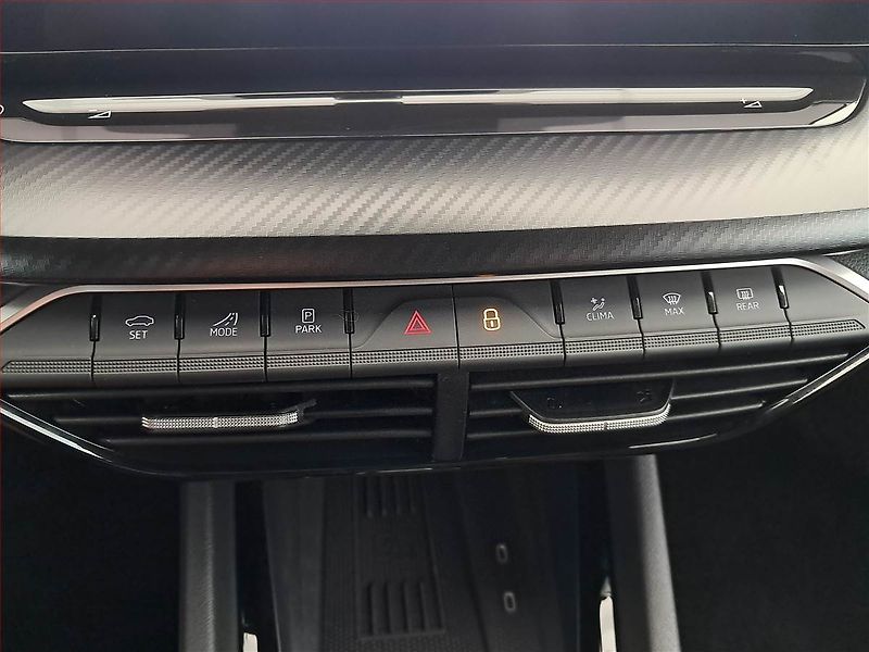 Škoda Octavia (2025) RS 2.0 TSI - fotka 18 z 23