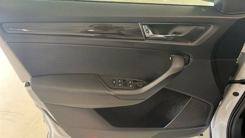 Škoda Kodiaq (2018) Style 2.0TDI 110kW DSG 4x4 - fotka 16 z 32