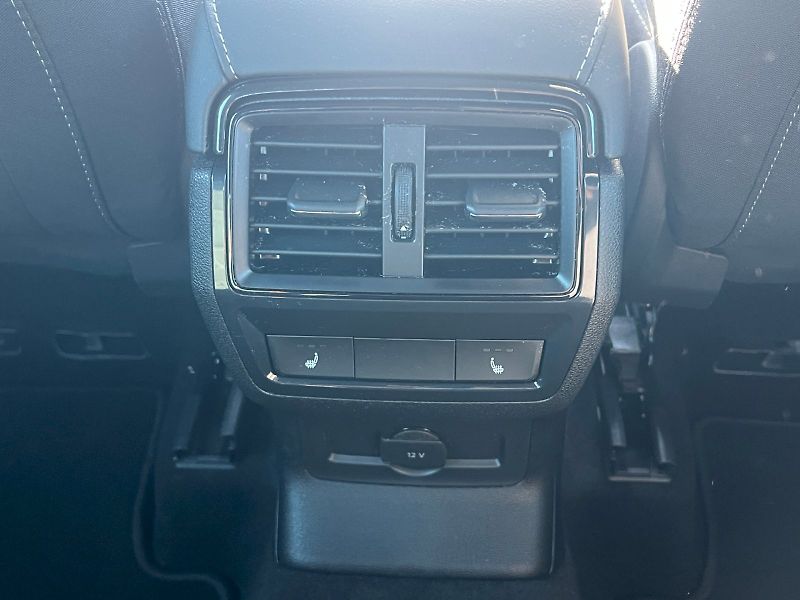 Škoda Karoq (2025) Sportline 1.5TSi 7°automatická - fotka 28 z 31