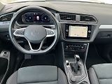 Volkswagen Tiguan Allspace (2024) LIFE! 2.0TDI 110KW DSG 4Motion - náhled 17