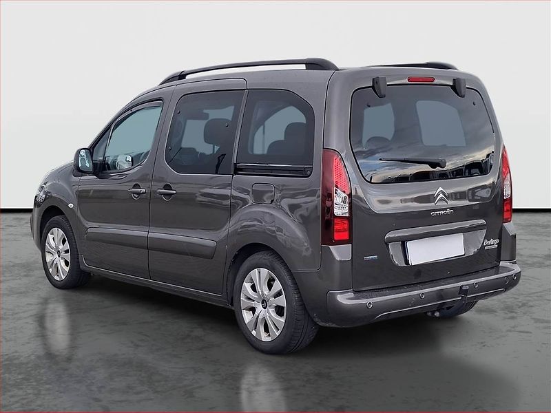 Citroën Berlingo (2016) Shine 1.6 BlueHDi, 5Míst, ČR - fotka 4 z 16