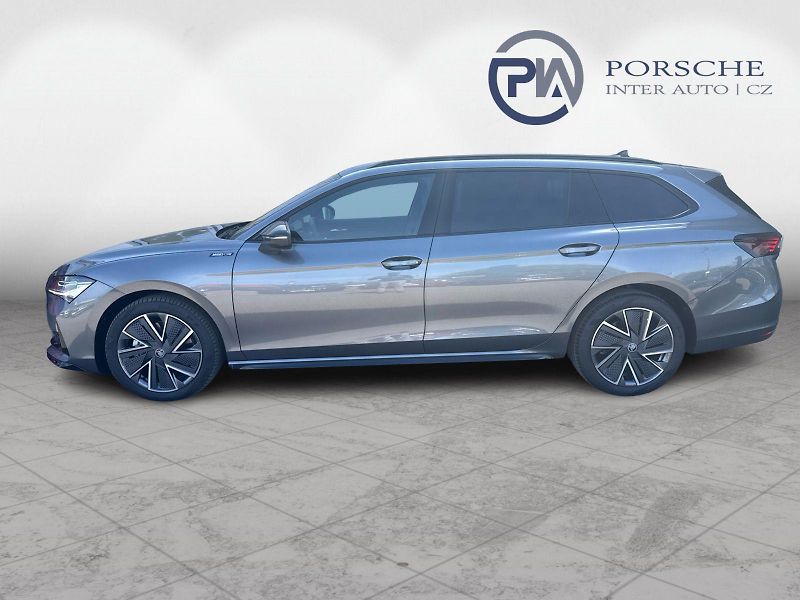 Škoda Superb Sportline 2,0 TDI 142 kW DSG 4 - fotka 3 z 30
