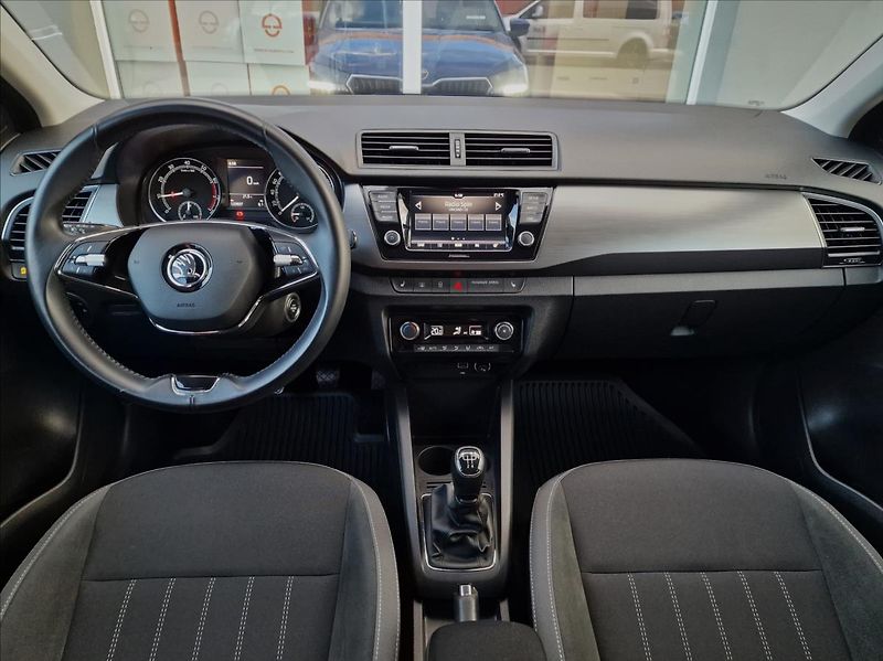 Škoda Fabia 1.0 TSI Style Combi,ČR,1.Maj. - fotka 24 z 48