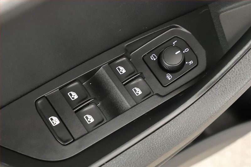 Škoda Karoq (2022) 2.0 TDI - fotka 9 z 20
