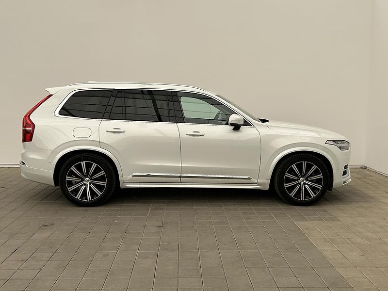 Volvo XC90 2.0 B5 4x4 ULTIMATE - fotka 7 z 35
