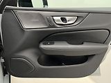 Volvo V60 B4 PLUS DARK AUT 1.maj. - náhled 47
