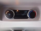 Ford Tourneo Custom (2025) 2.0 170k L2 Titanium Winter - náhled 24