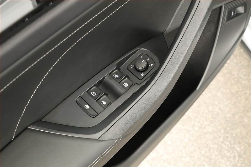 Škoda Kodiaq (2023) Laurin&Klement 2.0 TDI - fotka 22 z 23