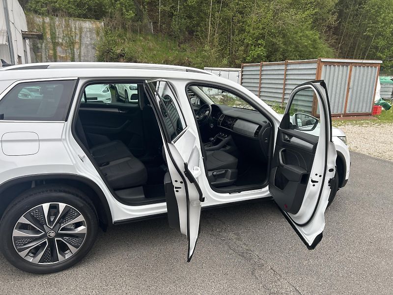 Škoda Kodiaq ZAMLUVENO ! - fotka 17 z 47