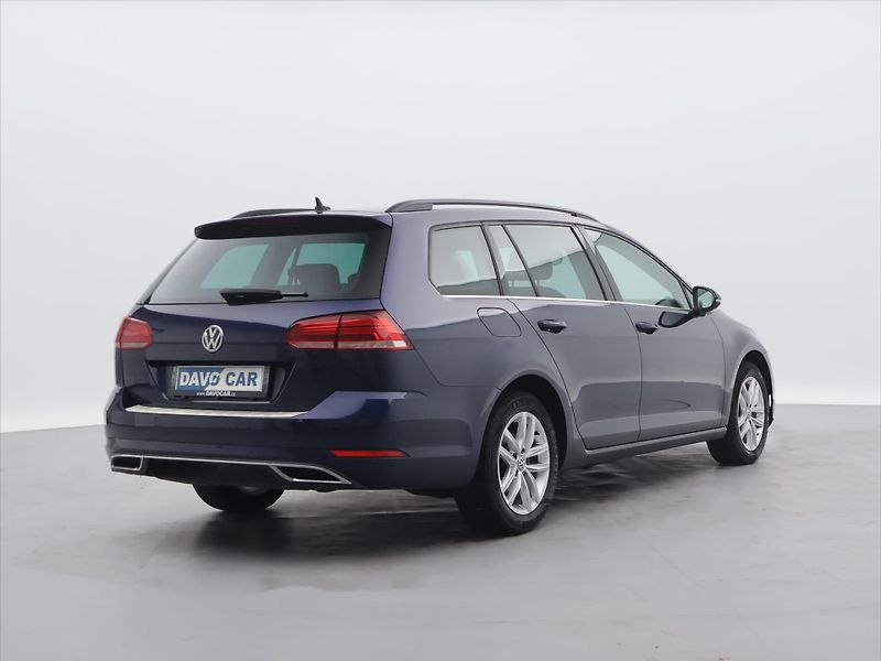 Volkswagen Golf 1,5 TSI 110kW DSG Highline LED - fotka 7 z 24